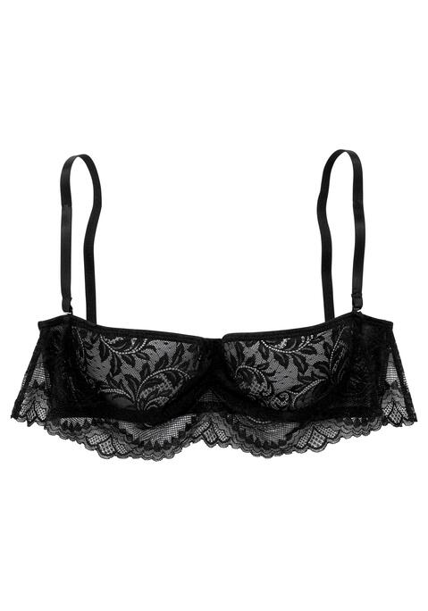 Bild: Büstenhebe von petite fleur gold by Lascana: PETITE FLEUR GOLD: Sexy Bügel-BH mit Brust ouvert - die Spitze fällt locker als Volant über die Brust und kann einfach angehoben werden. Träger und Rückenverschluss verstellbar. Erotische Dessous. Reizvolle Dessous. Reizwäsche. Verführerische Dessous. Spitzen-Dessous. Romantische Dessous. Verspielte Dessous. Aus 88% Polyamid, 12% Elasthan. <br/><br/> BHs sind nicht trocknergeeignet, da die Versteller und Ringe durch die Hitze beschädigt werden und brechen.