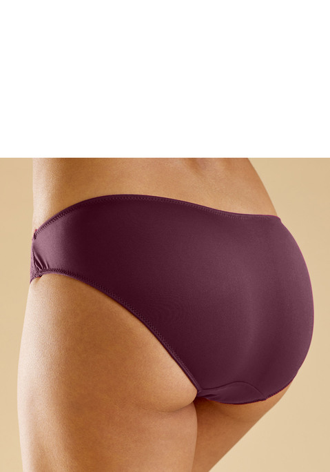 Bild: Slip von petite fleur: Petite Fleur: Slip von im 3er-Pack mit schöner Spitze an den Seiten. Mit Baumwollzwickel. Aus 86% Polyester, 14% Elasthan.