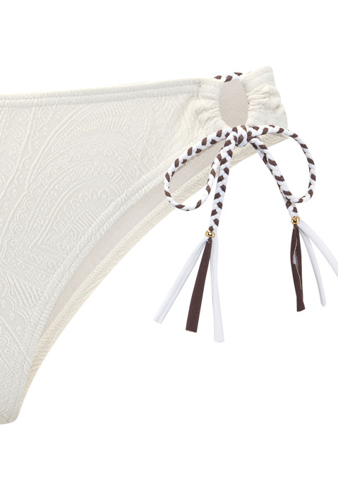 Bild: Bikini-Hose von s.Oliver: Bikinihose von s.Oliver. Strukturmuster. Seitliche Bindebänder mit dekorativen Horndetails. Teil einer Mix-Kini-Reihe. Trageangenehmes Material.