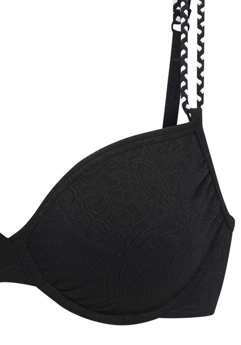 Bild: Bügel-Bikini-Top von s.Oliver: Bügel-Bikinitop von s.Oliver. Mit modischem Strukturmuster. Geflochtene Doppelträger. Herausnehmbare Softcups. Verschluss am Rücken. Mix-Kini-Konzept. Trageangenehme Qualität.
