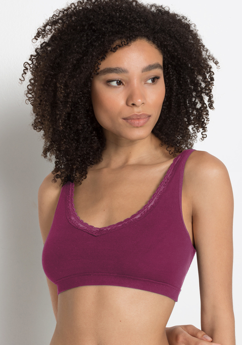 Bild: Bustier von s.Oliver: Raffiniertes Bustier von s.Oliver. Zarte Spitze am Ausschnitt und an den Trägern. Vollspitze am Rückteil. Aus weicher Baumwolle mit Elasthananteil.