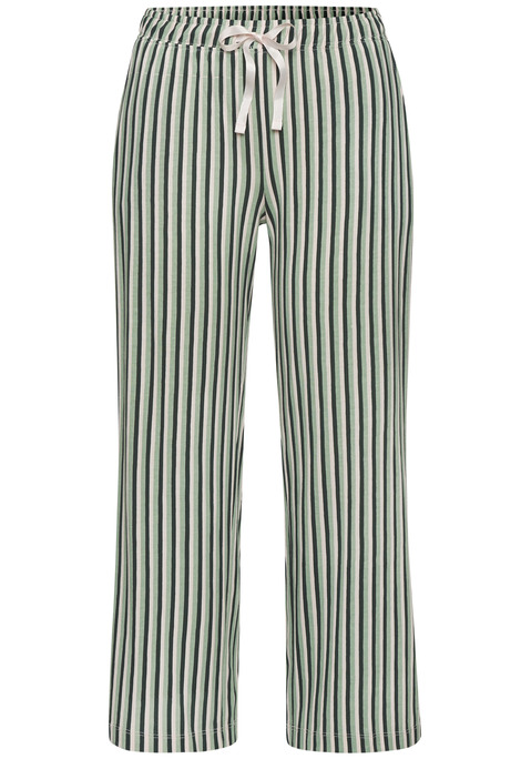 Bild: Culotte von s.Oliver: Mit Alloverprint: Schlaf-Culotte von s.Oliver.  Gummizugbund mit Bindeband und Eingrifftaschen. Ideal für komfortable Nächte. Hergestellt aus angenehmer Baumwoll-Viskose-Qualität.