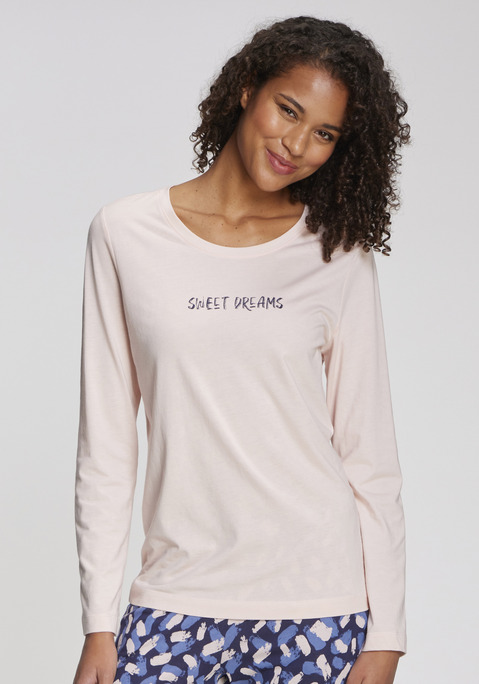 Bild: Longsleeve von s.Oliver: Komfortables Longsleeve von s.Oliver mit charmantem Print auf der Vorderseite. Die Passform ist bequem und ideal für entspannte Nächte. Hergestellt aus einer angenehmen Baumwoll-Viskose-Qualität.
