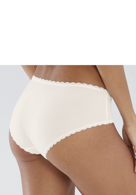 Bild: Panty von s.Oliver: Klassische Panty aus angenehm weichem Material-Mix. Feine Spitzenborte am Bund und Beinabschluss. Feine Zierschleife an der Seite vorn. Passende BH's aus der gleichen Serie erhältlich. Mit eingearbeitetem Baumwollzwickel. Obermaterial: 85% Polyamid, 15% Elasthan.
