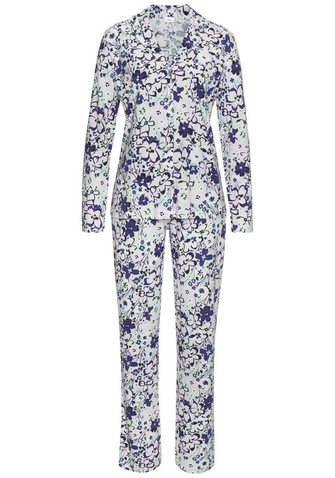 Bild: Pyjama von s.Oliver: Klassisch geschnittener Pyjama von s.Oliver. Langarmshirt mit Reverskragen, durchgehender Knopfleiste und Brusttasche links. Lange Hose mit elastischem Tunnelzugbund und seitlichen Taschen. Trageangenehmer Baumwollmix.