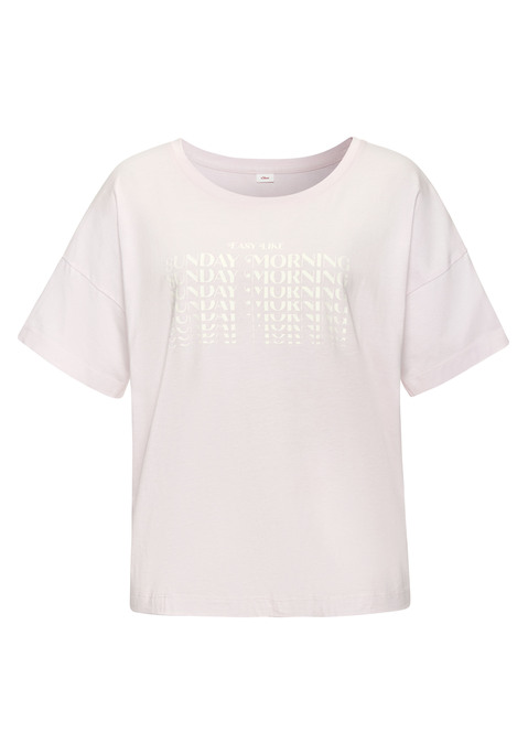 Bild: Pyjama von s.Oliver: Pyjama von s.Oliver mit schönem Print. T-Shirt mit Rundhalsausschnitt. Lange Hose mit Allover-Print. Weiche Viskosemischung für ein angenehmes Tragegefühl.