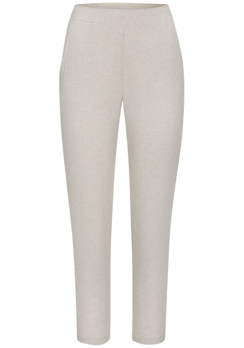 Bild: Pyjamahose von s.Oliver: Lange Schlafhose von s.Oliver. Trageangenehme Rippware. Unifarben. Elastischer Bund und Eingrifftaschen. Schmales gerades Bein. Weiche Viskose-Mix-Qualität in 4x4 Rippe