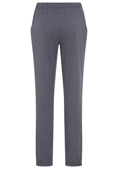 Bild: Pyjamahose von s.Oliver: Pyjamahose von s.Oliver. Mit Kontrastpaspel an den seitlichen Eingrifftaschen, elastischem Tunnelzugbund und elastischem Bündchen am Beinsaum. Weiche Single-Jersey-Qualität aus  50% Baumwolle, 50% Viskose.