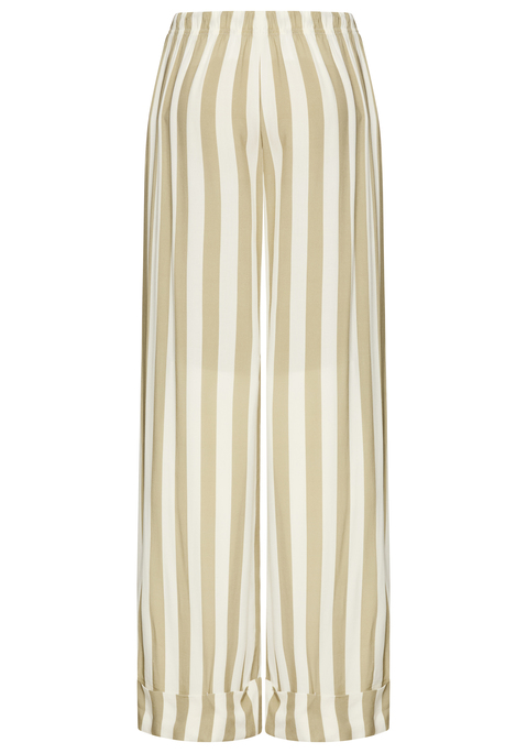 Bild: Pyjamahose von s.Oliver: Bequeme, lange Pyjamahose von s.Oliver mit weitem Bein. Elastischer Bund mit Bindeband, der leicht unterhalb der Taille sitzt. Breiter fixierter Aufschlag am Saum. Komfortable Webware aus reiner Viskose.