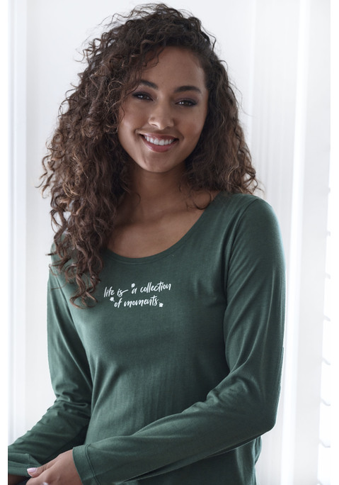 Bild: Pyjamaoberteil von s.Oliver: Bequemes Langarmshirt von s.Oliver mit langen Ärmeln, Rundhalsausschnitt und einem kleinen Frontprint vorn. In weicher Single Jersey Qualität aus  50% Baumwolle, 50% Viskose.