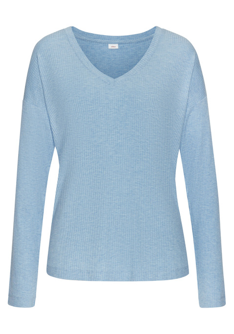 Bild: Pyjamaoberteil von s.Oliver: Pyjama-Langarmshirt aus weichem Rippmaterial von s.Oliver. Mit V-Ausschnitt. Überschnittene Schultern, lange Ärmel. In legerer Weite. Weicher Viskose-Mix-Qualität in 4x4 Rippe.