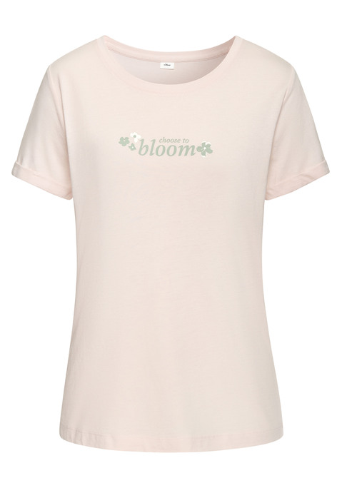 Bild: Pyjamaoberteil von s.Oliver: Attraktives Schlaf-T-Shirt  von s.Oliver mit kleinem Print auf der Vorderseite und klassischem Rundhalsausschnitt. Schöne Basic-Passform, ideal für erholsamen Schlaf. Hoher Tragekomfort dank angenehmem Single-Jersey in Baumwoll-Viskose-Qualität.