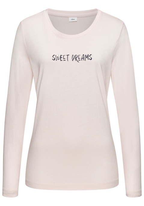 Bild: Pyjamaoberteil von s.Oliver: Komfortables Longsleeve von s.Oliver mit charmantem Print auf der Vorderseite. Die Passform ist bequem und ideal für entspannte Nächte. Hergestellt aus einer angenehmen Baumwoll-Viskose-Qualität.