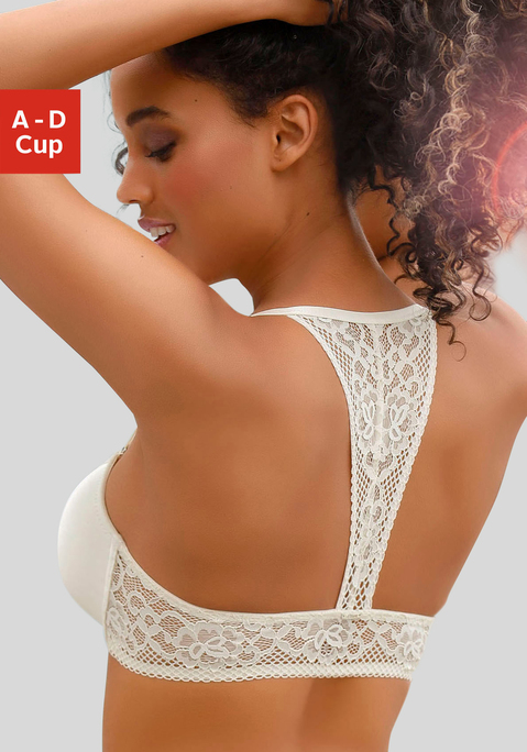 Bild: Schalen-BH von s.Oliver: Mit Vorderverschluss und wunderschönem Spitzenrücken. Nahtlos vorgeformte, leicht wattierte Cups aus Microtouchware. Sexy Dessous. Spitzen-Dessous. Romantische Dessous. Verspielte Dessous. Der BH aus der Wäsche-Serie "Lisette" von s.Oliver ist aus 85% Polyamid, 15% Elasthan. BHs sind nicht trocknergeeignet, da die Versteller und Ringe durch die Hitze beschädigt werden und brechen.