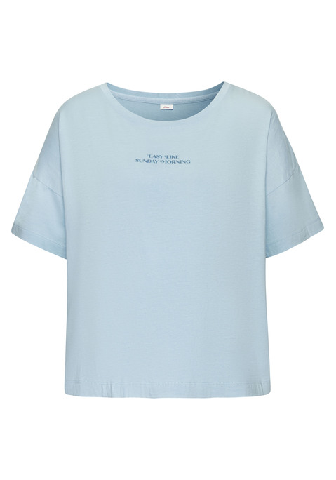 Bild: Shorty von s.Oliver: Lässiger Shorty von s.Oliver. T-Shirt mit kleinem Front-Print. Shorts mit elastischem Gummizug. Angenehm weiche Viskosemischung für hohen Tragekomfort.