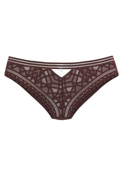 Bild: Slip von s.Oliver: Femininer Slip in klassischer Schnittführung. Rundherum aus weichem Microtouch-Material. Mit modischem Accessoire in der vorderen Mitte. Mit eingearbeitetem Baumwollzwickel. Passender BH aus der gleichen Serie erhältlich. Obermaterial: 88% Polyamid, 12% Elasthan.