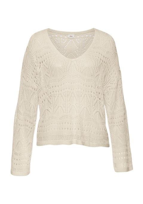 Bild: Strandpullover von s.Oliver: Semi-transparenter Strickpullover von s.Oliver mit Ajourmuster. Tiefer V-Ausschnitt. Lange Ärmel. Figurumspielende Passform. Strickqualität mit Baumwollanteil und weichem Griff.