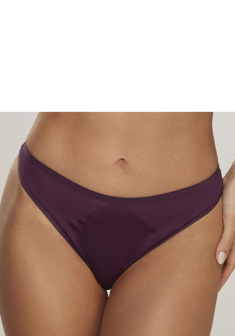 Bild: String von s.Oliver: Klassischer String in hübscher Schnittform. Rundherum aus einem angenehmen Stretch Material. Modische Einsätze aus Mesh an beiden Seiten. Mit eingearbeitetem Baumwollzwickel. Mit passenden BH's aus der gleichen Serie erhältlich. Obermaterial: 75% Polyamid, 25% Elasthan.