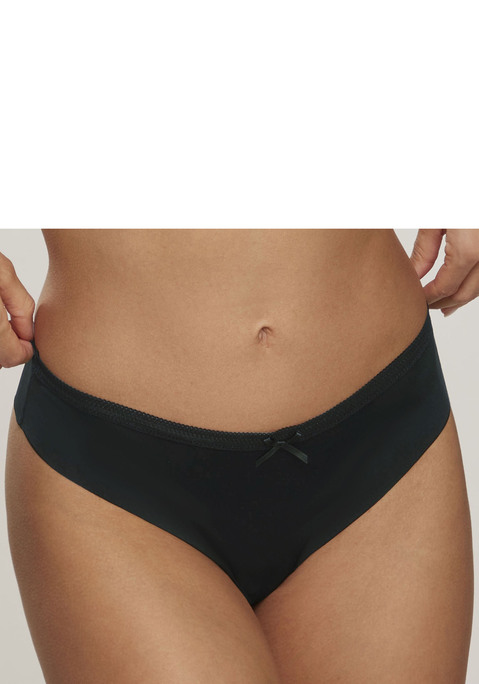 Bild: String von s.Oliver: Femininer String aus weichem Microtouch-Material. Nahtlose Verarbeitung an den Beinausschnitten - nichts zeichnet sich ab. Feiner Bund aus einer hübschen Spitzenborte und zarte Zierschleife vorne mittig. Mit eingearbeitetem Baumwollzwickel. Passende BHs aus der gleichen Serie erhältlich. Obermaterial: 65% Polyamid, 35% Elasthan.