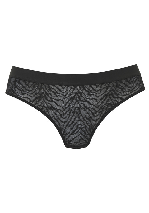 Bild: String von s.Oliver: Modischer String. Rundherum aus weicher, flacher Spitze mit dezentem Muster. Mit elastischem Bund. Mit eingearbeitetem Baumwollzwickel. Passender BH erhältlich, um dein Wäsche-Set zu vervollständigen. Aus 70% Polyamid, 30% Elasthan.