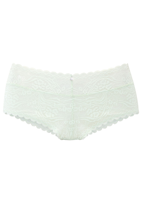 Bild: Stringpanty von s.Oliver: Feminine Stringpanty in abdeckender Schnittform. Rundherum aus dezent transparenter Spitze in blumiger Optik. Mit modischem Accessoire in der vorderen Mitte. Mit eingearbeitetem Baumwollzwickel. Passender Push-up-BH aus der gleichen Serie erhältlich. Obermaterial: 90% Polyamid, 10% Elasthan.