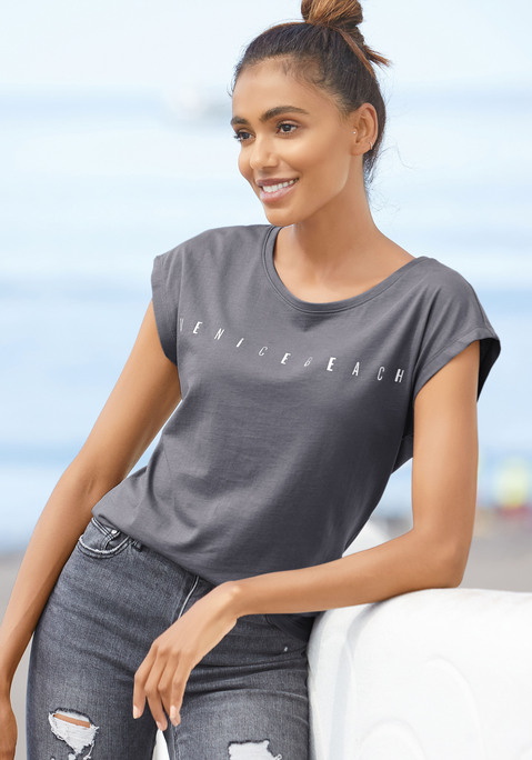 Bild: Kurzarmshirt von Venice Beach: T-Shirt von Venice Beach. Mit glänzendem Logoprint vorn. Rundhalsausschnitt. Lockere Passform. Vielseitig kombinierbar. Trageangenehmer Jersey.