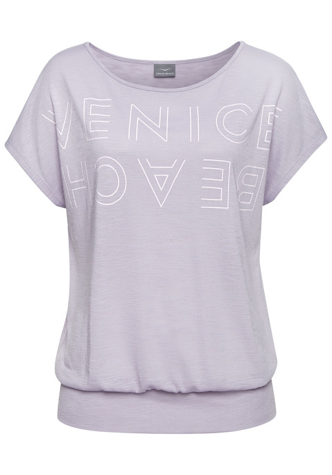 Bild: Rundhalsshirt von Venice Beach: Unifarbenes Shirt von Venice Beach mit großem Schriftzug vorn. Legere Form mit breitem, anliegendem Bund für einen lockeren Fall. Für Freizeit und Sport. Leicht transparente Strukturware.