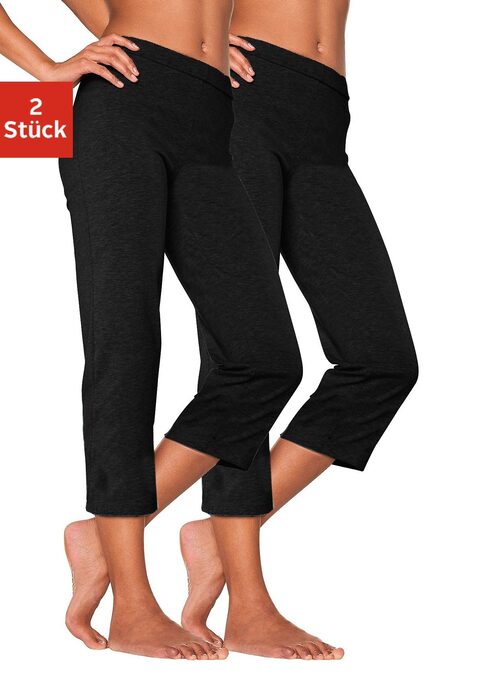Bild: Caprihose von Vivance Active by Lascana: Diese Caprihose von Vivance im praktischen 2er-Pack überzeugt durch ihren hohen Tragekomfort und ihre bequeme Passform. Gefertigt aus 95 % Baumwolle und 5 % Elasthan, bietet sie ein angenehmes Tragegefühl sowie optimale Bewegungsfreiheit und einen guten Sitz.