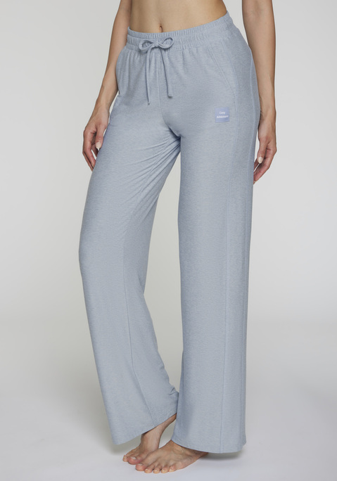 Bild: Loungehose von Vivance active: Wide-leg-Pants von Vivance Active. Elastischer Kordelzugbund. Kleines Labeldetail am Bein. Seitliche Eingrifftaschen. Trageangenehme Qualität.