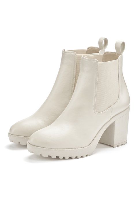 Bild: Chelseaboots von Vivance: Stiefelette mit Blockabsatz von VIVANCE. Absatzhöhe ca. 7,5 cm. Obermaterial, Futter und Decksohle aus Lederimitat. Laufsohle aus Synthetik.
