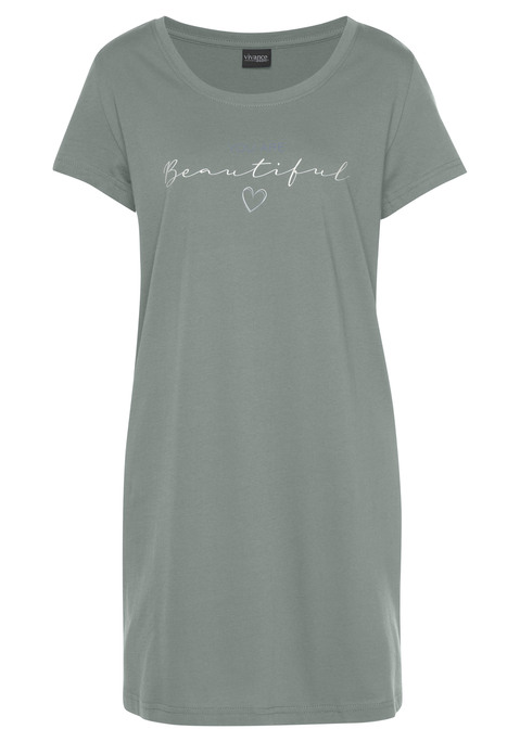 Bild: Bigshirt von Vivance Dreams by Lascana: Schlafkleid von Vivance Dreams. Mit großem Schriftzugprint vorn. Rundhalsausschnitt. Überschnittene Schultern. Weiche Single-Jerseyqualität.