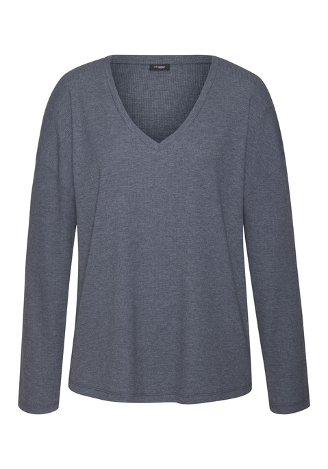 Bild: Langarmshirt von Vivance Dreams by Lascana: Weiches Lounge-Langarmshirt von Vivance Dreams. Tiefer V-Ausschnitt mit Kante. Bequeme Passform. Pflegeleichte, elastische Feinripp-Qualität mit Viskoseanteil.