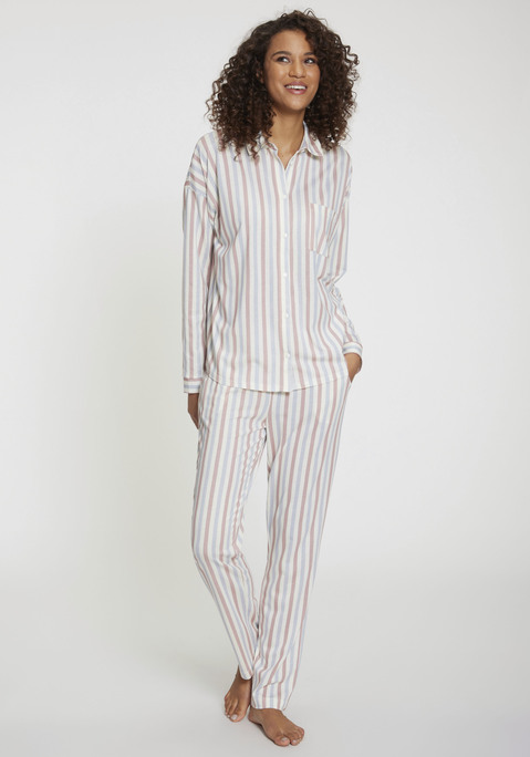 Bild: Pyjama von Vivance Dreams by Lascana: Klassischer Pyjama von Vivance Dreams mit Alloverprint. Langärmeliges Shirt mit Umlegekragen, Knopfleiste und Brusttasche. Schlupfhose mit Gummibund und Taschen. Figurumspielende Passform. Jerseyware aus 50% Baumwolle und 50% Viskose.