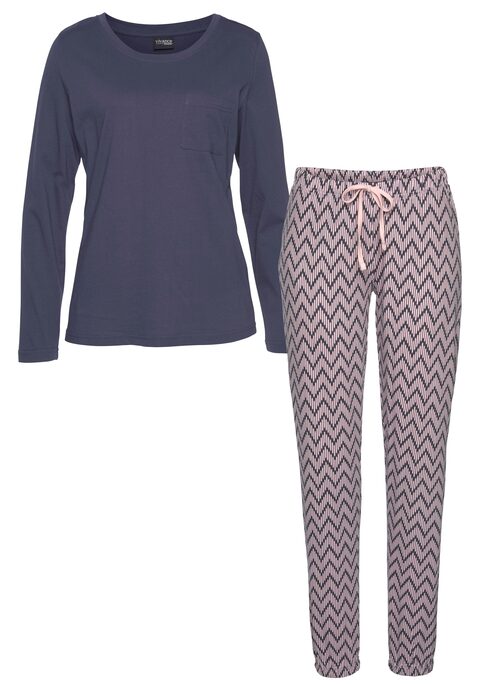 Bild: Pyjama von Vivance Dreams by Lascana: Vivance Dreams Pyjama mit grafischem Druck. Unifarbenes Langarmshirt mit Rundhalsausschnitt und aufgesetzter Brusttasche. Allover bedruckte Hose mit elastischem Tunnelzugbund. Obermaterial: 100% Baumwolle (unterstützt Cotton made in Africa)