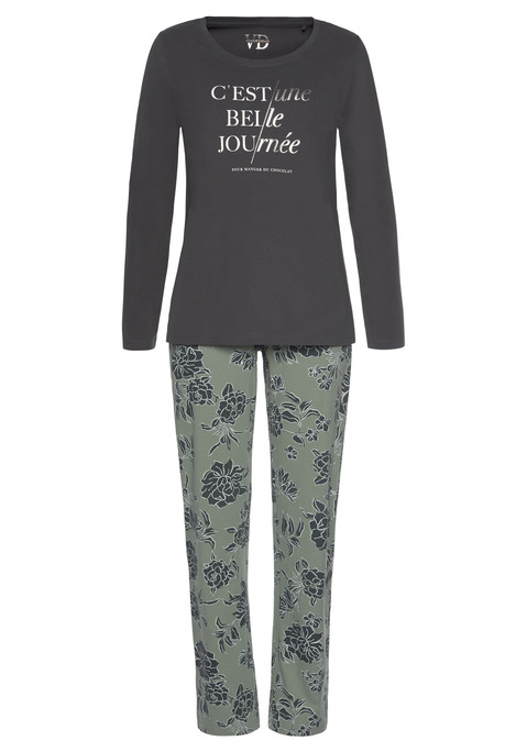 Bild: Pyjama von Vivance Dreams by Lascana: Pyjama mit klassischem Longsleeve und Frontdruck. Weit geschnittene Hose mit allover Print und elastischem Tunnelzug. Angenehme Baumwollqualität.