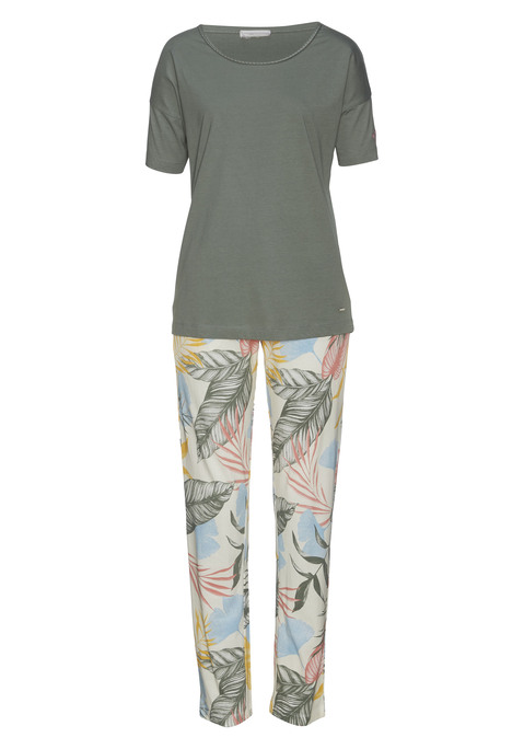 Bild: Pyjama von Vivance Dreams by Lascana: Tropischer Pyjama von Vivance Dreams. Unifarbenes Kurzarmshirt mit Braids entlang des Rundhalsausschnitts und Stickerei am linken Ärmel. Gemusterte, knöchellange Hose mit elastischem Tunnelzugbund und seitlichen Eingrifftaschen. Single-Jersey-Qualität aus Baumwoll-Viskosemix.