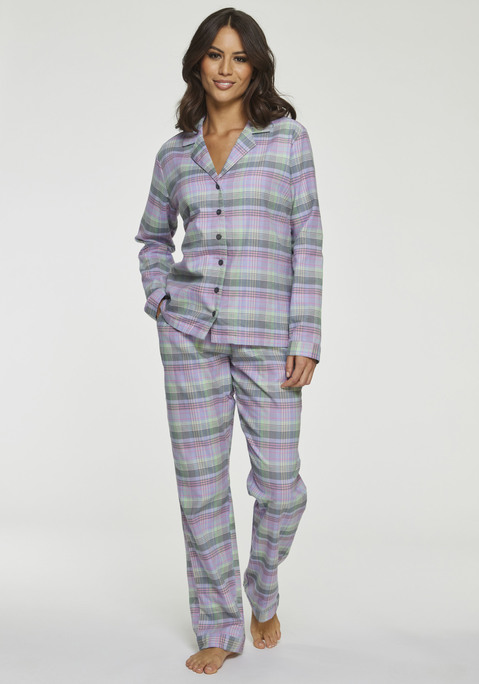 Bild: Pyjama von Vivance Dreams by Lascana: Klassischer Flanellpyjama von Vivance Dreams mit Reverskragen und durchgehender Knopfleiste. Lange Hose mit seitlichen Eingrifftaschen und Gummizugbund. Angenehme Baumwollqualität.