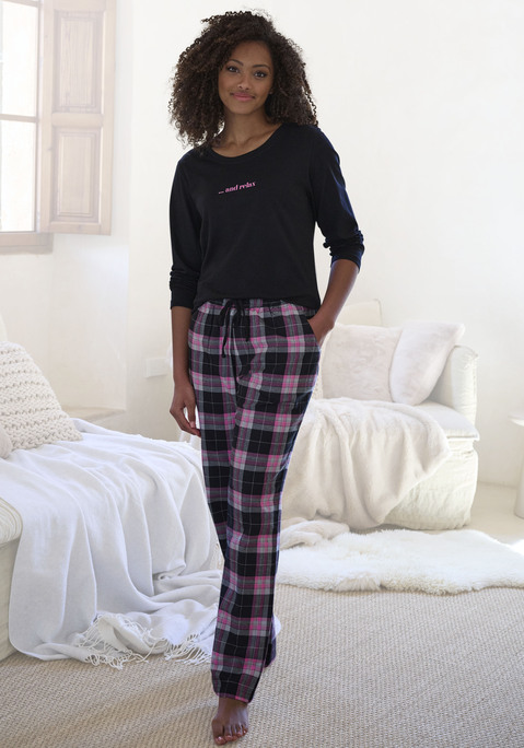 Bild: Pyjama von Vivance Dreams by Lascana: Pyjama von Vivance Dreams mit schlichtem Oberteil und Print auf der Vorderseite. Lange Hose mit seitlichen Eingrifftaschen und Tunnelzug. Angenehme Baumwollqualität.