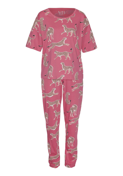 Bild: Pyjama von Vivance Dreams by Lascana: Mit Animalprint: Pyjama von Vivance Dreams. T-Shirt mit Rundhalsausschnitt und überschnittenen Schulternähten. Lange Hose mit Dehnbund, seitlichen Eingrifftaschen und elastischen Beinsaumbündchen. Bequeme Passform. Angenehm weiche Jerseyqualität aus 60% Baumwolle, 40% Polyester.