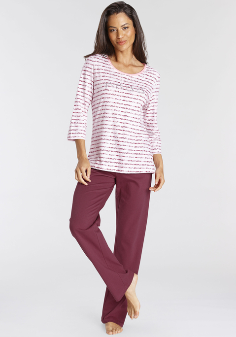 Bild: Pyjama von Vivance Dreams by Lascana: Pyjama mit 2-farbigem Streifendruck und Foliendruck vorn Aus reiner Baumwolle.