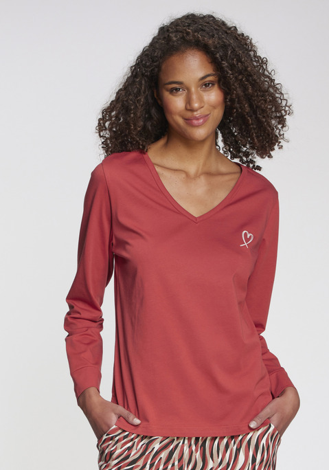 Bild: Pyjamaoberteil von Vivance Dreams by Lascana: Bequemes Langarmshirt von Vivance Dreams mit kleinem Herzprint. Mit V-Ausschnitt und Ärmelbündchen. Single-Jersey aus reiner Baumwolle.