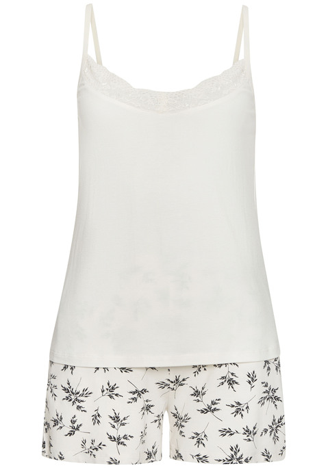 Bild: Shorty von Vivance Dreams by Lascana: Shorty von Vivance Dreams. Top mit Spitzenbesatz am V-Ausschnitt und verstellbaren Trägern. Shorts mit floralem Alloverdruck und elastischem Gummizugbund. Trageangenehme Viskosequalität.