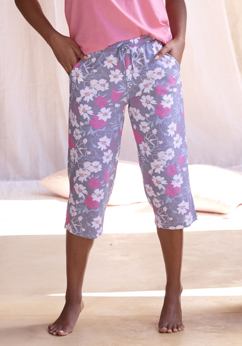 Bild: Caprihose von Vivance Dreams: Capri-Pyjamahose von Vivance Dreams. Mit Alloverprint. Elastischer Kordelzugbund. Seitliche Eingrifftaschen. Komfortable Baumwollqualität.