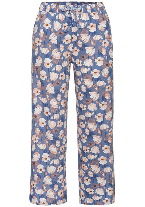 Bild: Culotte von Vivance Dreams: Charmante Culotte von Vivance Dreams mit schönem Allovermuster. Praktische Eingrifftaschen. Femininer Stil mit Gummizugbund und Bindeband. Ideal als Schlafanzughose. Angenehmes Tragegefühl durch Baumwoll-Viskose-Qualität. Trageangenehmer Baumwollmix.