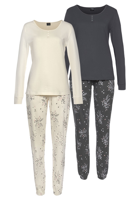 Bild: Pyjama von Vivance Dreams: Pyjama im Doppelpack. Langarmshirt mit kurzer Knopfleiste am Rundhalsausschnitt. Allover bedruckte Hose mit elastischem Tunnelzugbund und seitlichen Eingrifftaschen.