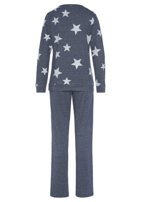 Bild: Pyjama von Vivance Dreams: Pyjama von Vivance Dreams. Langarmshirt mit Rundhals, Sternenmuster und Saumbündchen. Lange Hose mit Dehnbund, Tunnelzug zum Regulieren der Weite und Seitennahttaschen. Figurumspielende Passform. Pflegeleichter Materialmixund weichem Griff aus  50% Baumwolle, 50% Polyester.