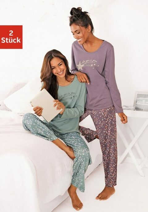 Bild: Pyjama von Vivance Dreams: Langarmshirt mit Rundhalsausschnitt und schönem Frontprint. Lange Hose, allover mit Sternchen bedruckt, mit elastischem Bund.  Weiche Single-Jersey-Qualität aus 100% Baumwolle.