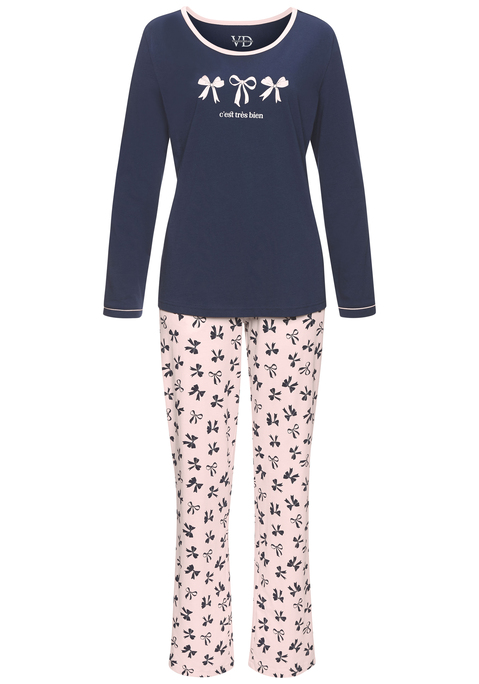 Bild: Pyjama von Vivance Dreams: Verspielter Pyjama von Vivance Dreams. Longsleeve mit Print vorn, Rundhalsausschnitt und Kontrastsäumen. Lange Hose mit Alloverprint, Elastikbund mit Tunnelzug und seitlichen Eingrifftaschen. Trageangenehme Baumwollqualität.