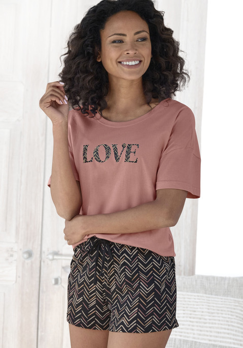 Bild: Shorty von Vivance Dreams: Pyjamaoberteil mit kurzen Ärmeln und Frontprint. Shorts mit allover Print und Gummibund mit Tunnelzug. Angenehme Baumwollqualität.