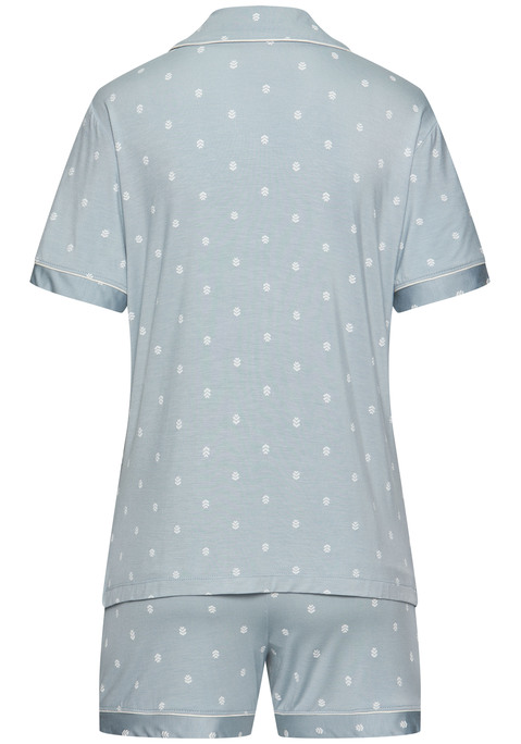 Bild: Umstandspyjama von Vivance Dreams: Mit Allovermuster: Shorty für Schwangere von Vivance Dreams. Klassisches Pyjamaoberteil mit Reverskragen, durchgehender Knopfleiste und Brusttasche. Kontrastfarbene Paspeln. Shorts mit breitem und dehnbarem Bund. Trageangenehme Viskosemischung.